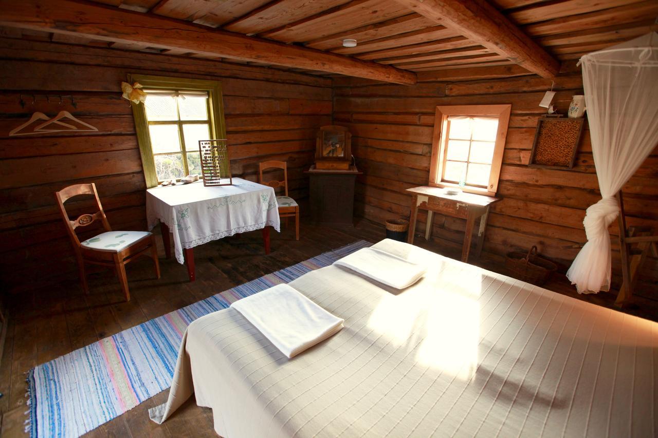 Metsara B & B Tornimae ภายนอก รูปภาพ
